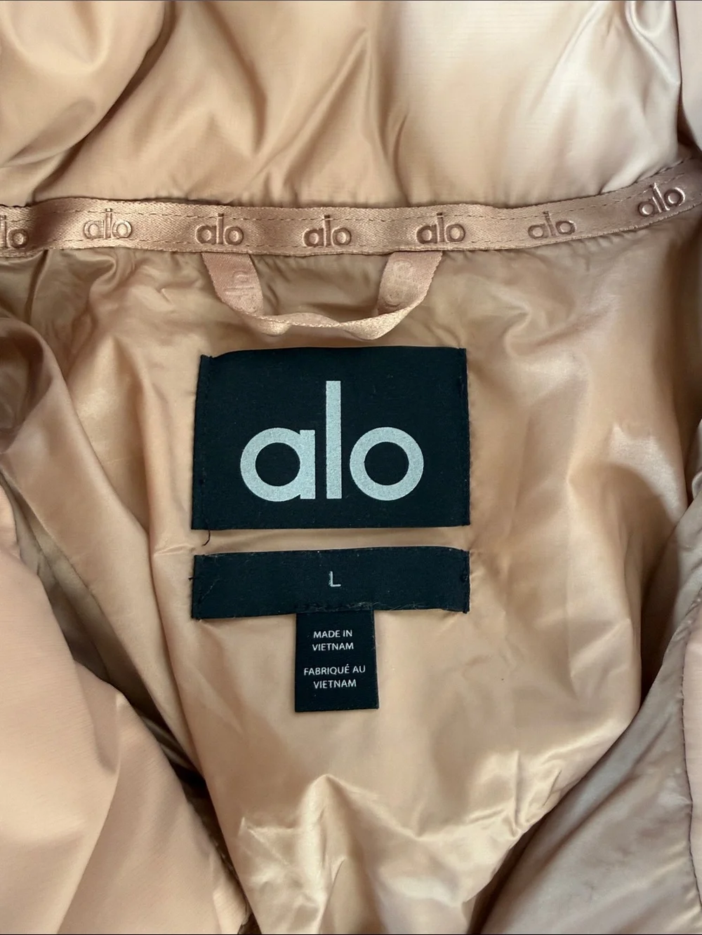 ALO Yoga Quilted Puffer Jacket